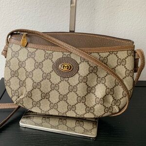 (58) GUCCI 80s small crossbody